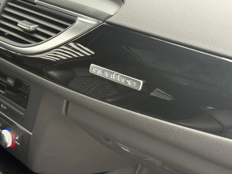 AUDI S6 AVANT - Photo 16