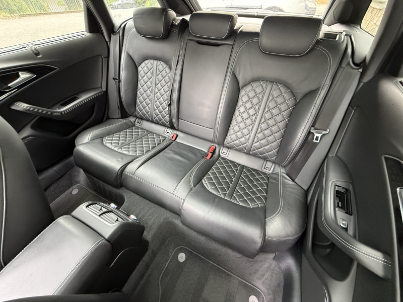 AUDI S6 AVANT - Photo 19
