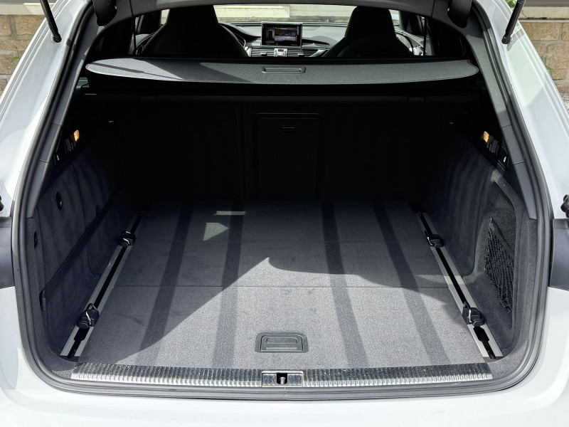 AUDI S6 AVANT - Photo 5