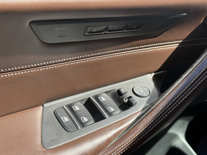 BMW SERIE 5 - Photo 18