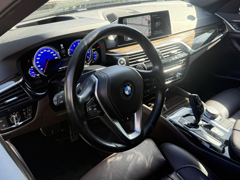 BMW SERIE 5 - Photo 19