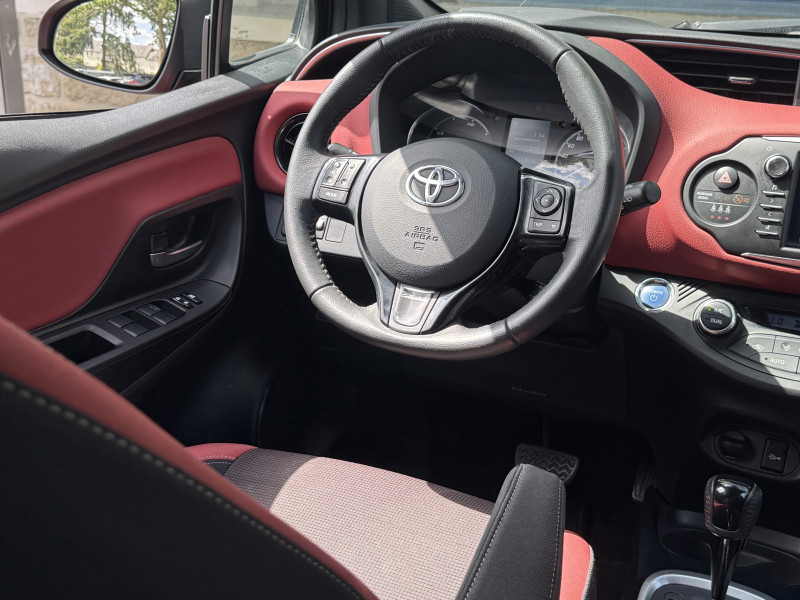 TOYOTA YARIS - Photo 8