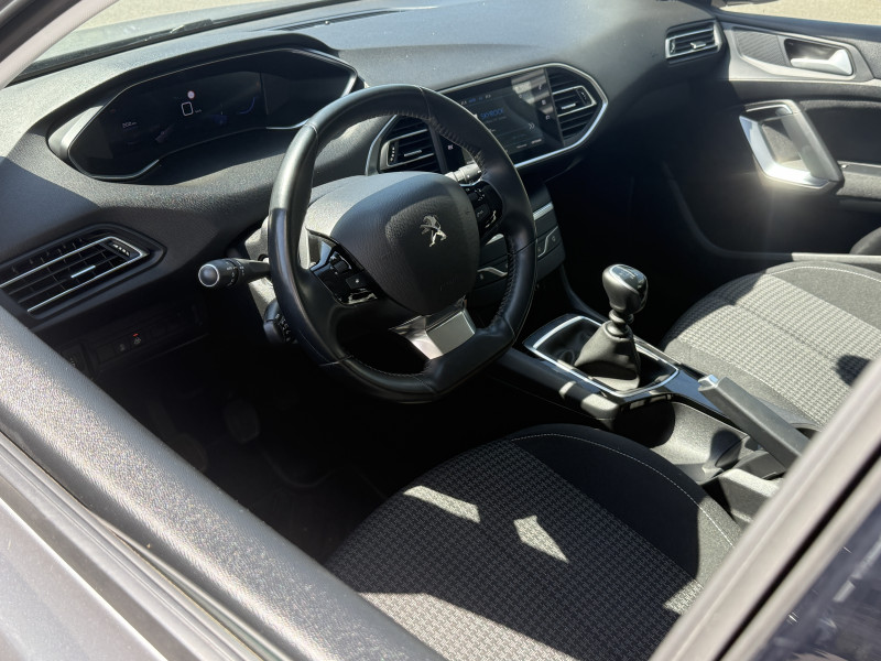 PEUGEOT 308 - Photo 3