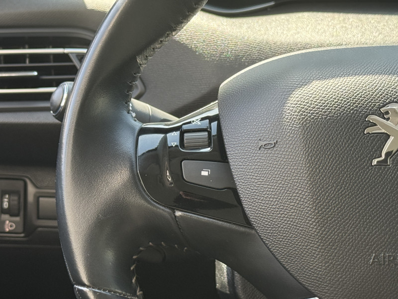 PEUGEOT 308 - Photo 7