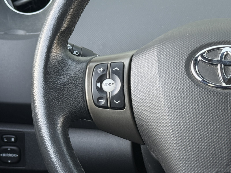 TOYOTA YARIS - Photo 6