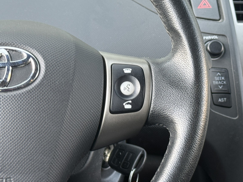 TOYOTA YARIS - Photo 7