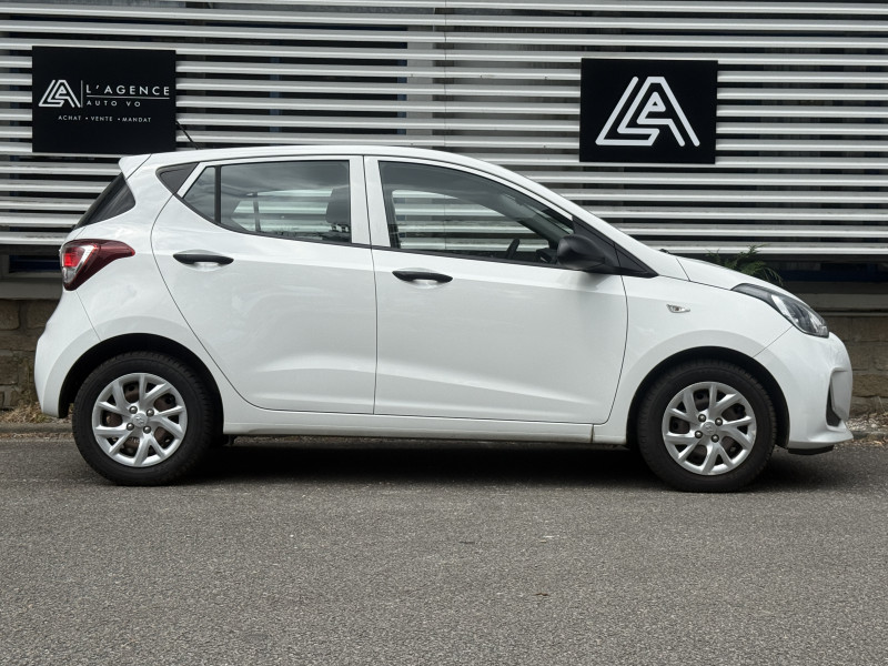 HYUNDAI I10 - Photo 11