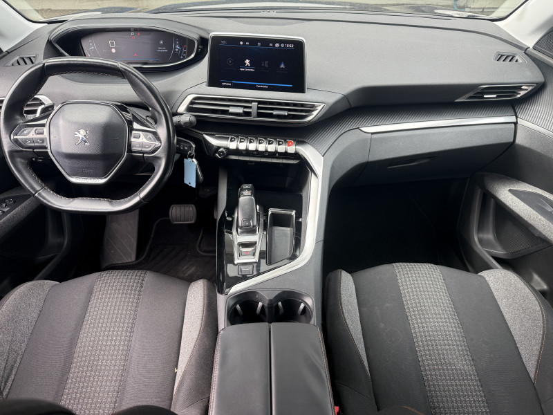 PEUGEOT 5008 - Photo 11