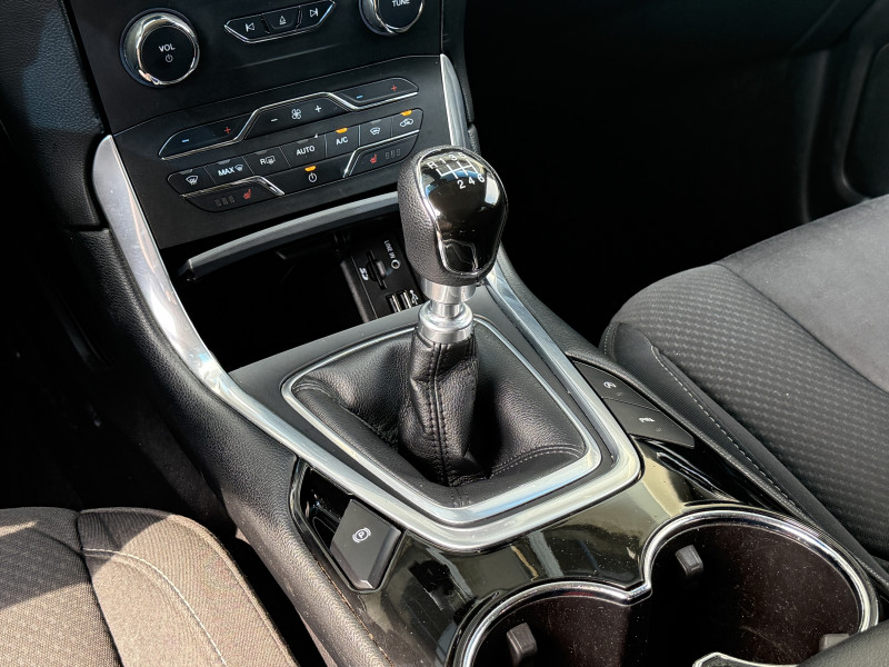 FORD EDGE - Photo 13
