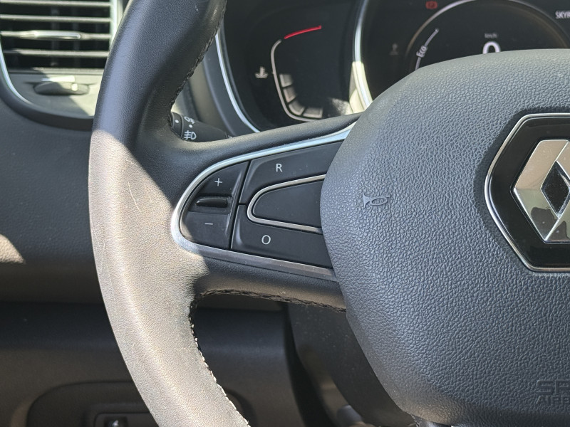 RENAULT GRAND SCENIC IV - Photo 10