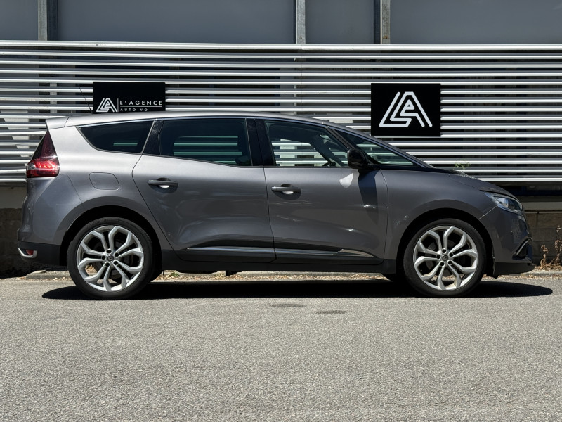 RENAULT GRAND SCENIC IV - Photo 17