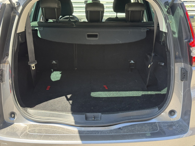 RENAULT GRAND SCENIC IV - Photo 7