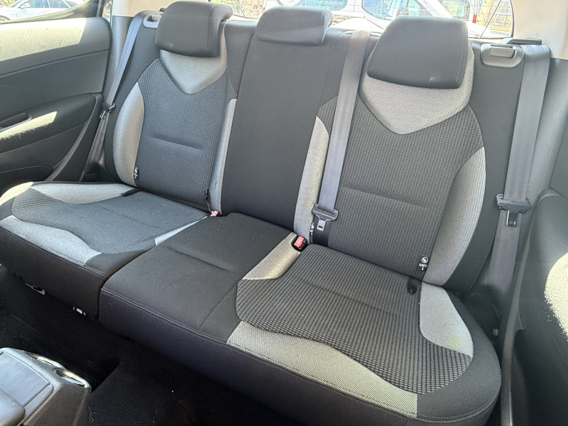 PEUGEOT 308 - Photo 14
