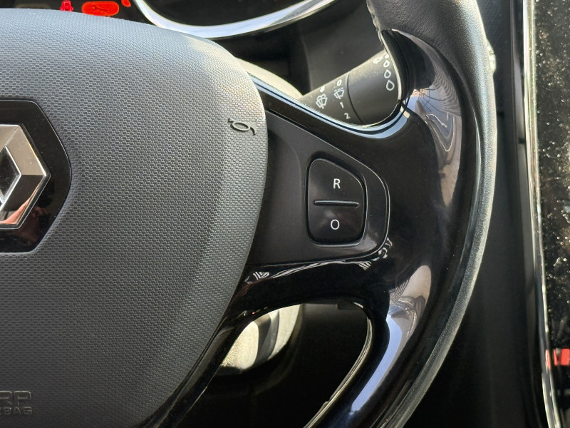 RENAULT CLIO IV - Photo 6
