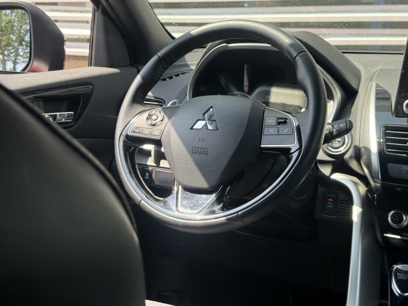 MITSUBISHI ECLIPSE CROSS - Photo 9
