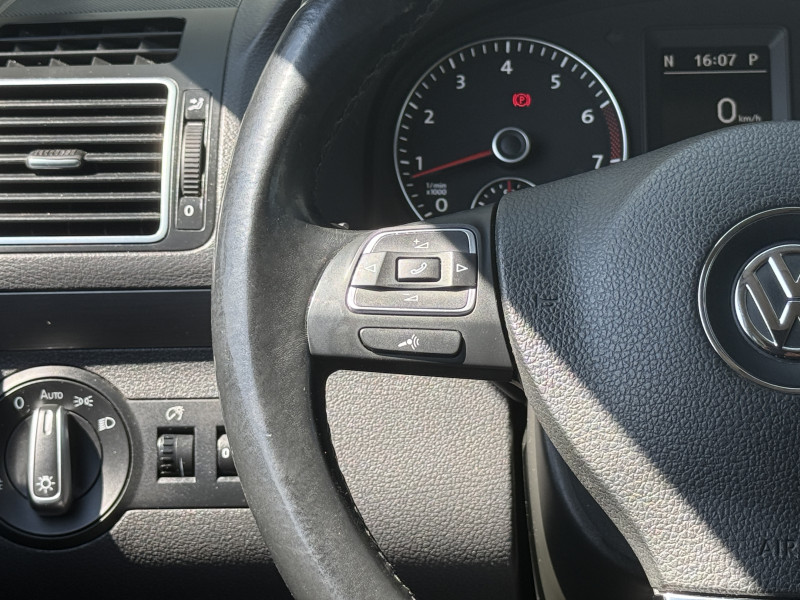 VOLKSWAGEN TOURAN - Photo 11