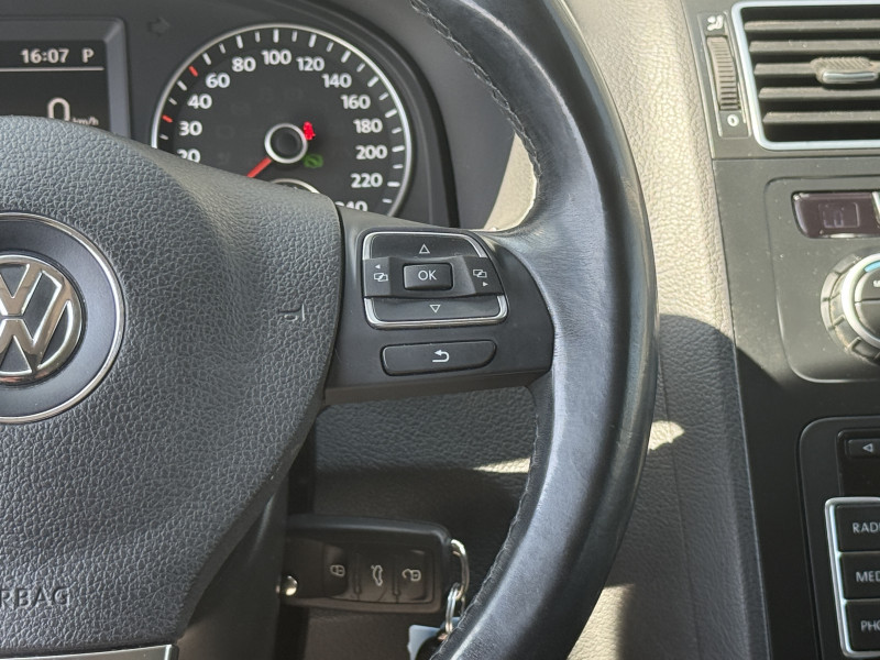 VOLKSWAGEN TOURAN - Photo 12