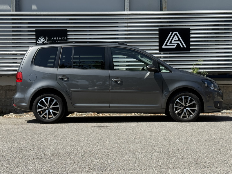 VOLKSWAGEN TOURAN - Photo 17