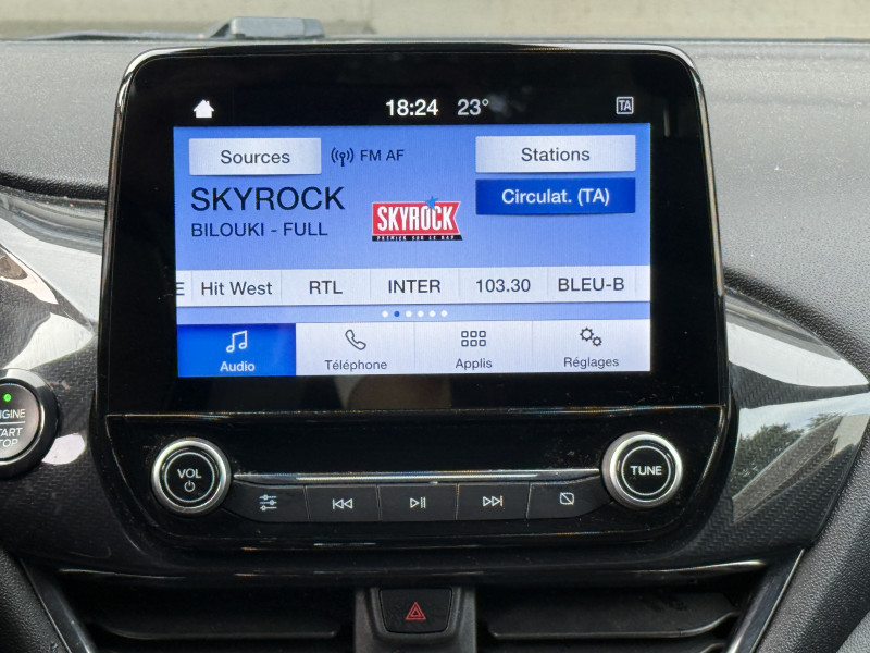 FORD FIESTA - Photo 12