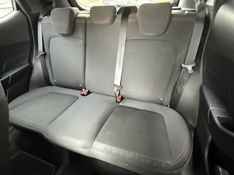 FORD FIESTA - Photo 14