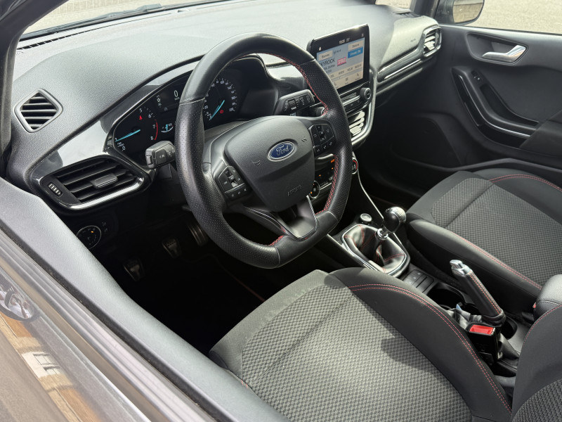 FORD FIESTA - Photo 3