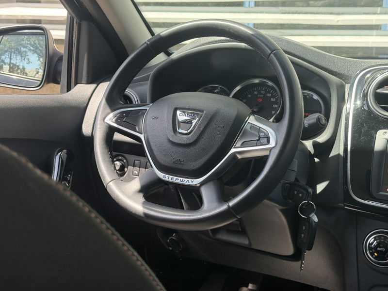 DACIA SANDERO - Photo 8