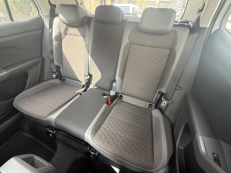 VOLKSWAGEN T-CROSS - Photo 13