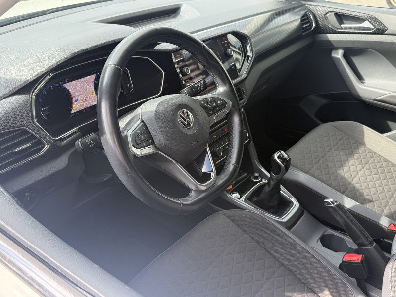 VOLKSWAGEN T-CROSS - Photo 3