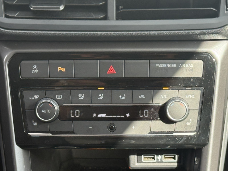 VOLKSWAGEN T-CROSS - Photo 8
