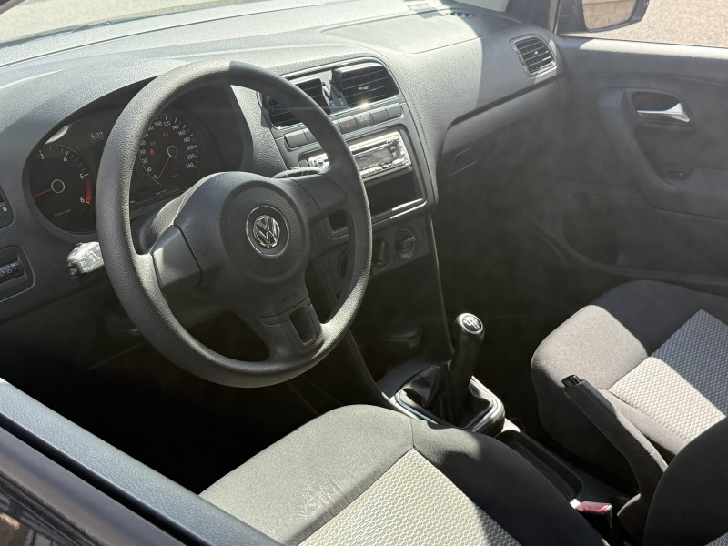 VOLKSWAGEN POLO - Photo 3