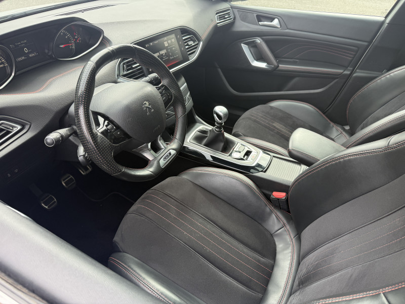 PEUGEOT 308 - Photo 15