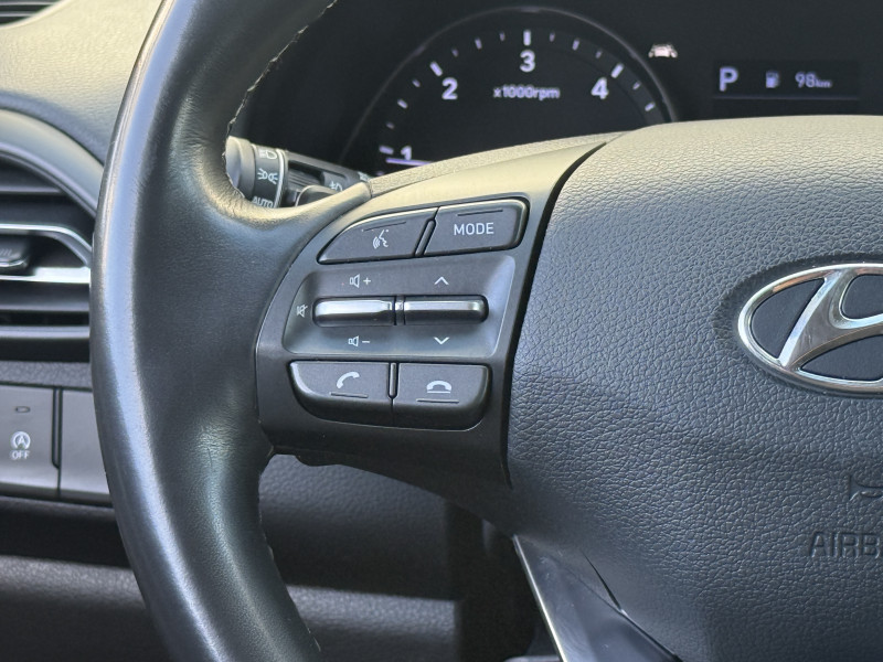 HYUNDAI I30 - Photo 10